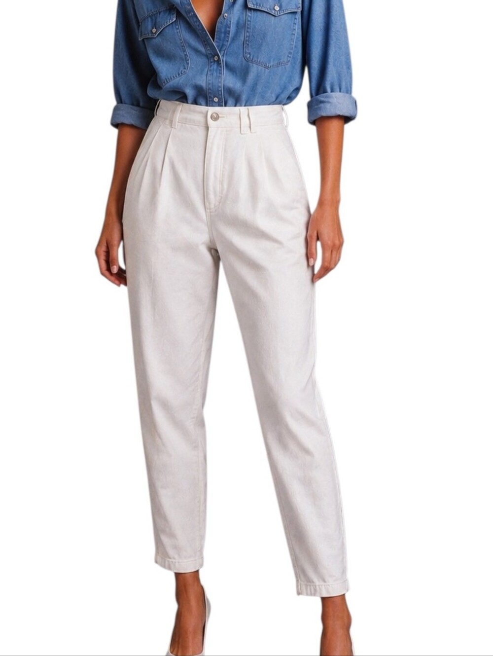 Vintage CHIC White Jeans 28 High Rise Pleated Tapered Mom Jeans 80s USA Retro